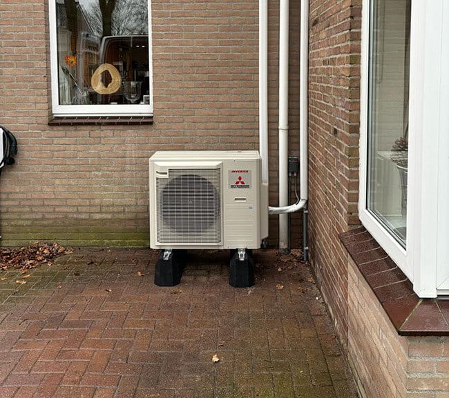 Mitsubishi airconditioning buitenunit Mitsubishi airconditioning buitenunit