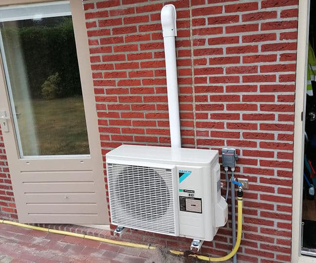 Airconditioning lucht-lucht warmtepomp buitenunit Airconditioning lucht-lucht warmtepomp buitenunit