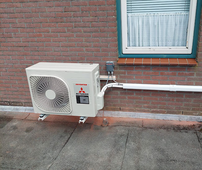 Buitenunit van Mitsubishi airco Emmen Buitenunit van Mitsubishi airco Emmen