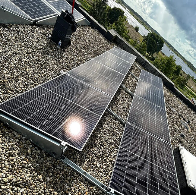 Installatie van zonnepanelen installateur Almelo Installatie van zonnepanelen installateur Almelo
