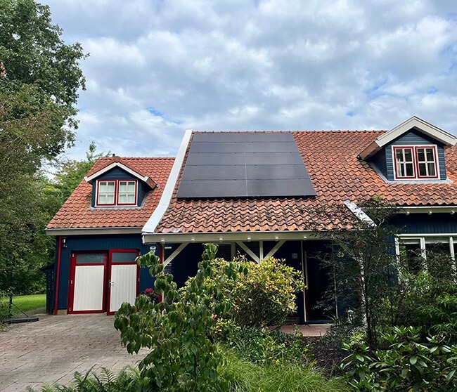 Zonnepanelen installatie in Oldenzaal door erkend installateur Zonnepanelen installatie in Oldenzaal door erkend installateur