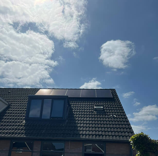 Zonnepanelen in Buitenpost Zonnepanelen in Buitenpost